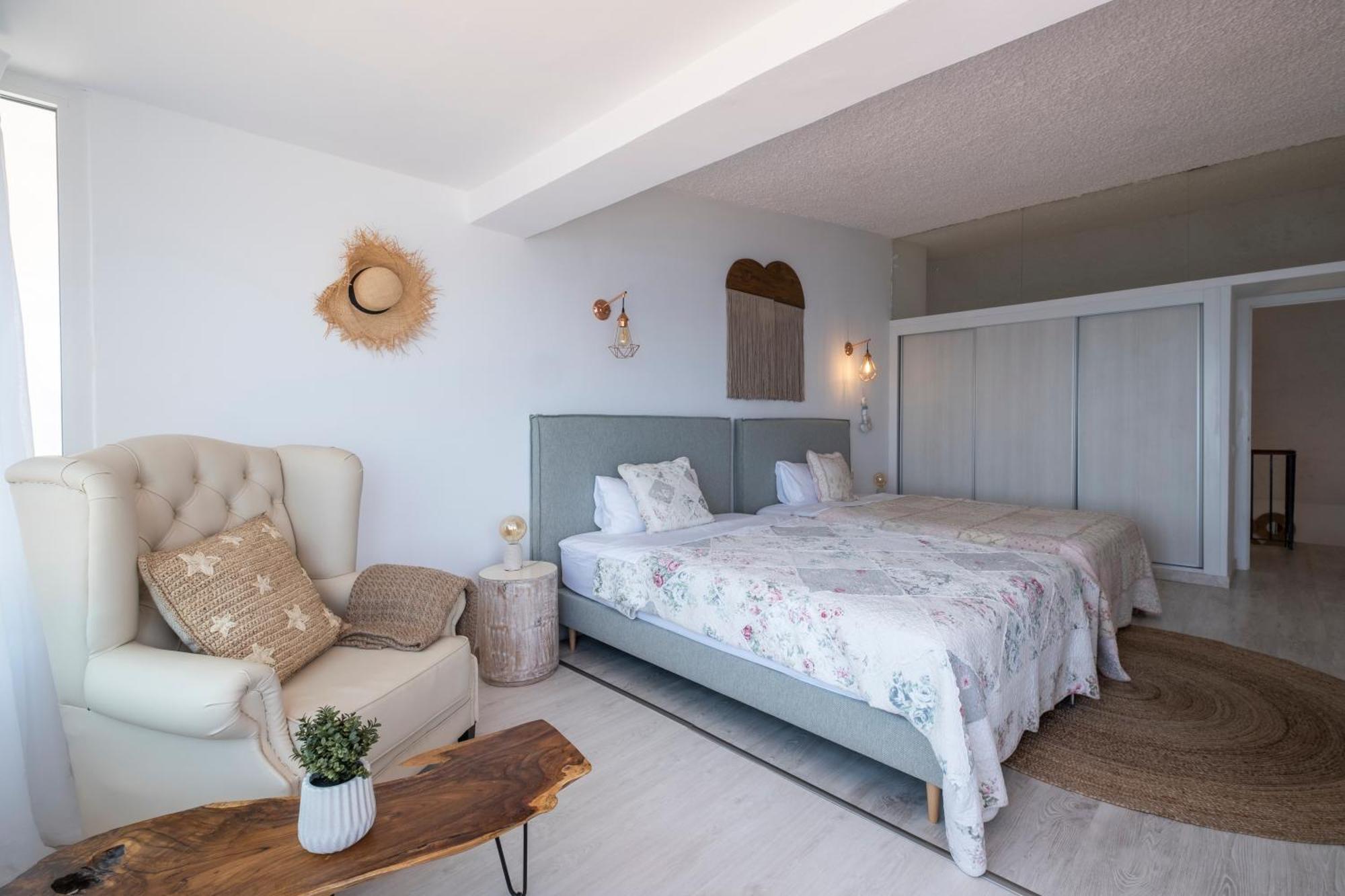 Beach Villa Dorada Естепона Екстериор снимка