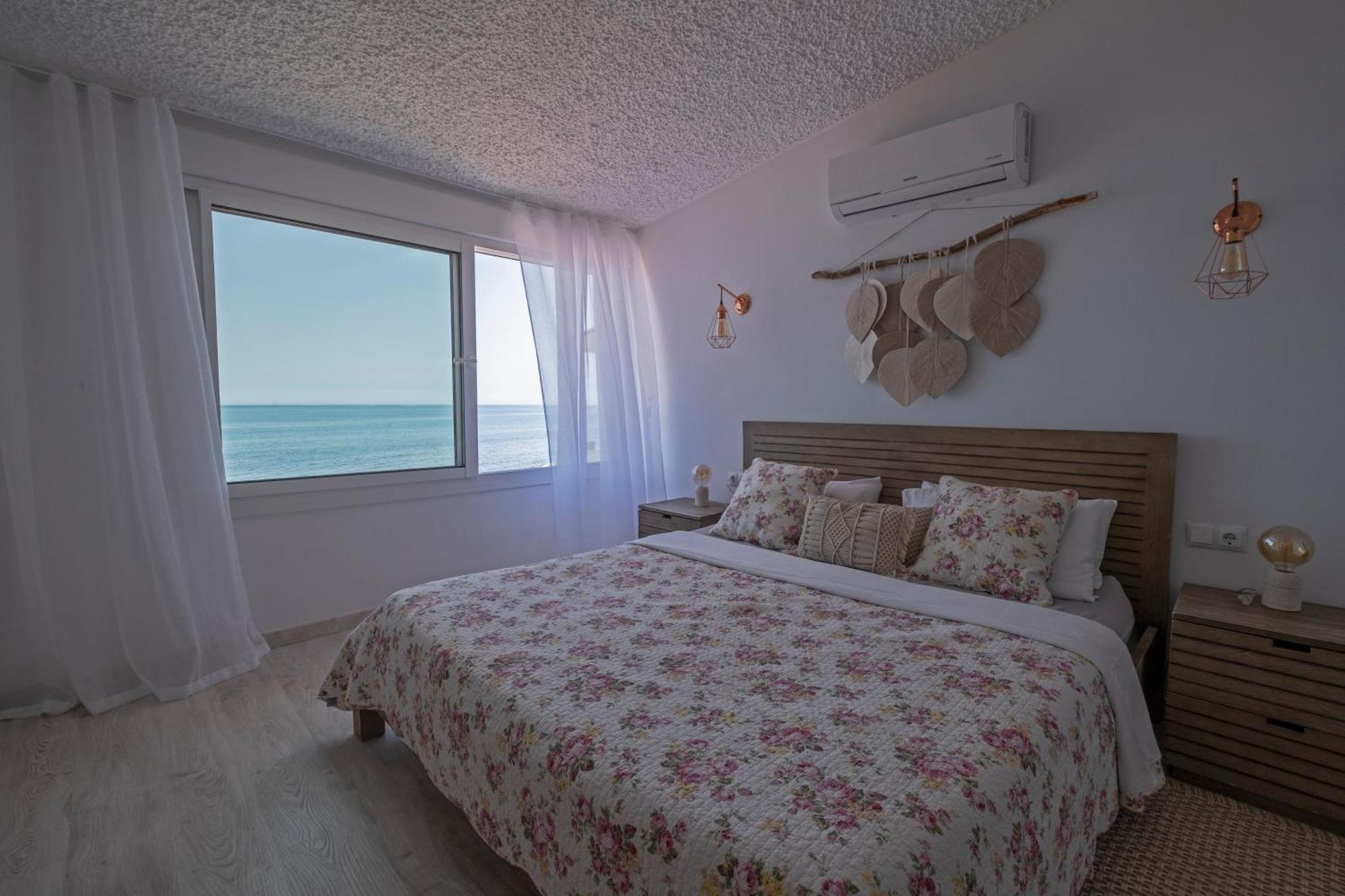 Beach Villa Dorada Естепона Екстериор снимка