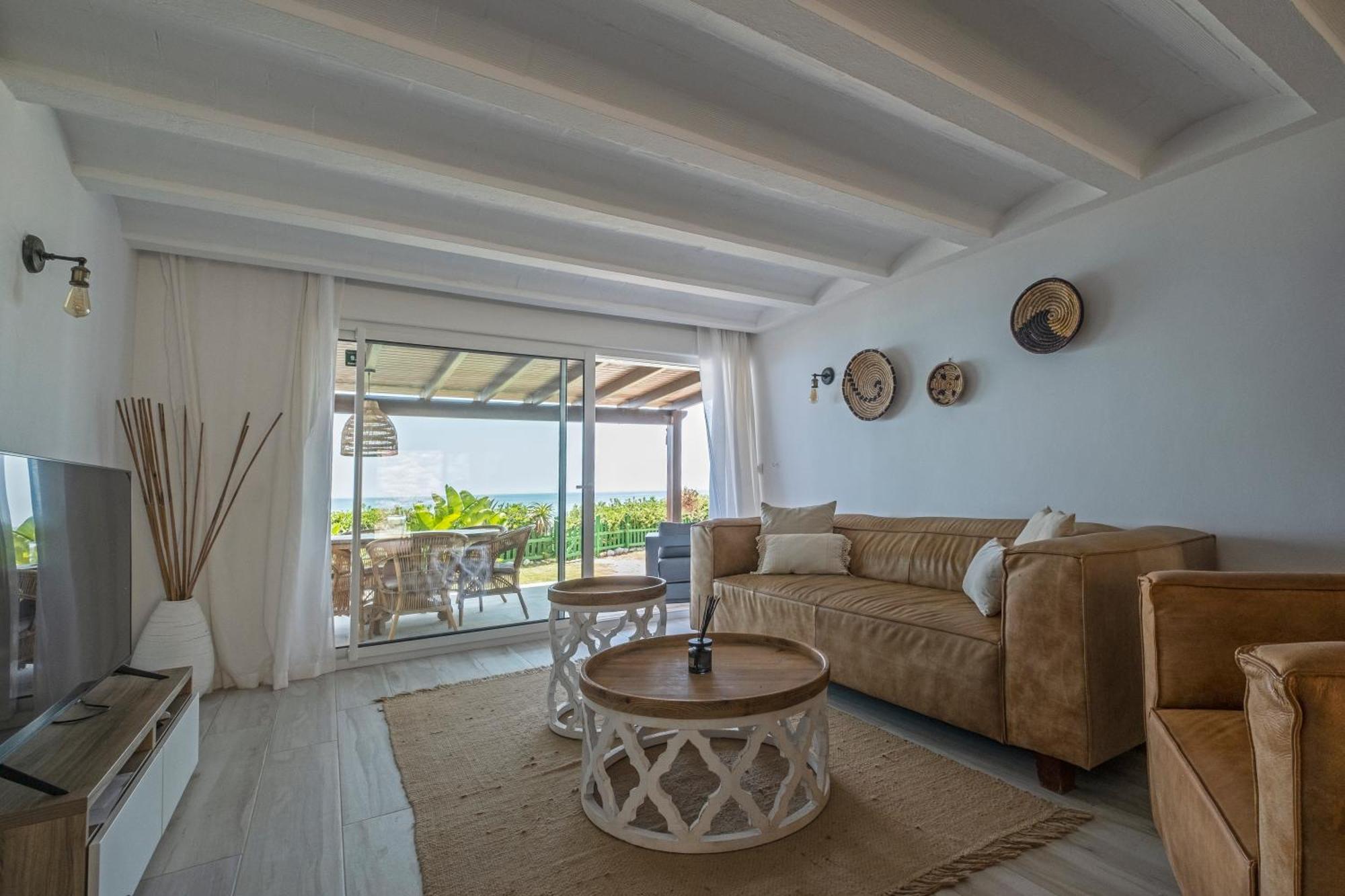 Beach Villa Dorada Естепона Екстериор снимка