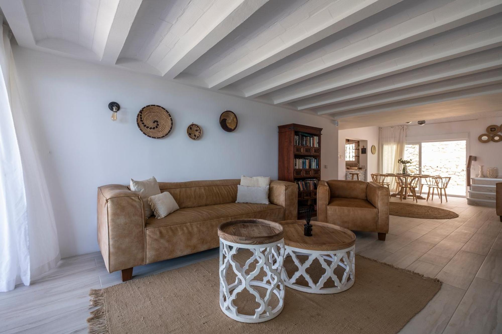 Beach Villa Dorada Естепона Екстериор снимка