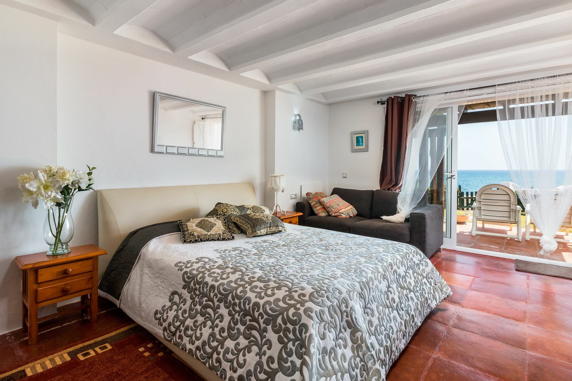 Beach Villa Dorada Естепона Екстериор снимка